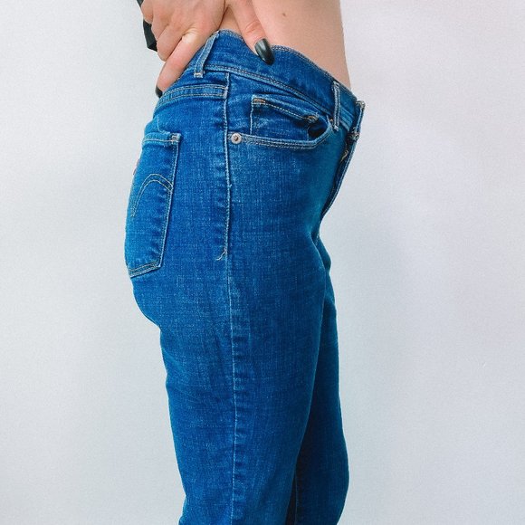 Levis Dark Wash Boot Cut - Picture 6 of 10